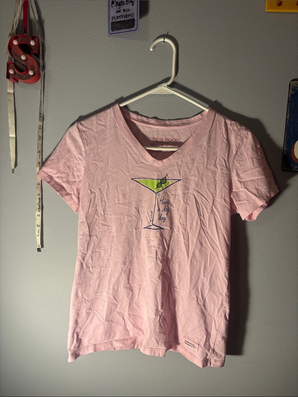 “have a dry day”martini Life Is Good Pink V-Neck Tee / Martini Graphic top